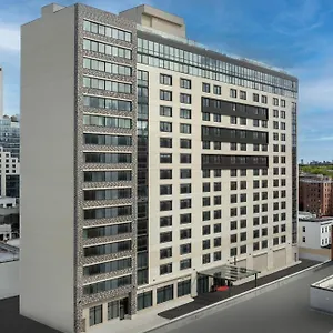 3* Hotel By Marriott Queens