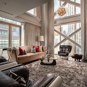 4* Hotel 6 Columbus Park